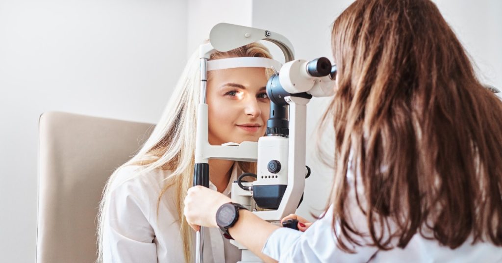 control oftalmologic astigmatism clinica ofta total sibiu dr stanila sibiu